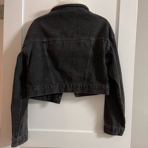 NWOT PacSun Sherpa Collar Cropped Trucker Jacket - Picture 7 of 7